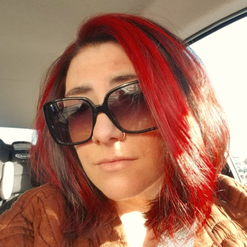 Meet your Posher, Crystal